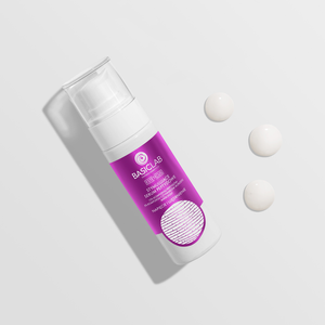Stymulujące serum peptydowe 15% kompleksu peptydów, 5% kompleksu czynników wzrostu, mikroigły, Napięcie i Ujędrnienie
