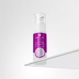 Stymulujące serum peptydowe 15% kompleksu peptydów, 5% kompleksu czynników wzrostu, mikroigły, Napięcie i Ujędrnienie